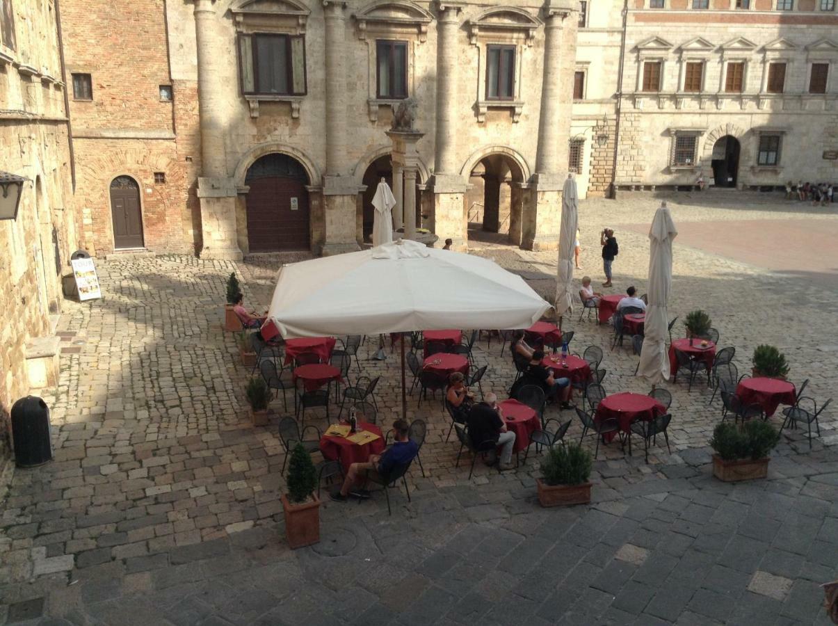 Luxury Apartment Piazza Grande Montepulciano Stazione Екстериор снимка